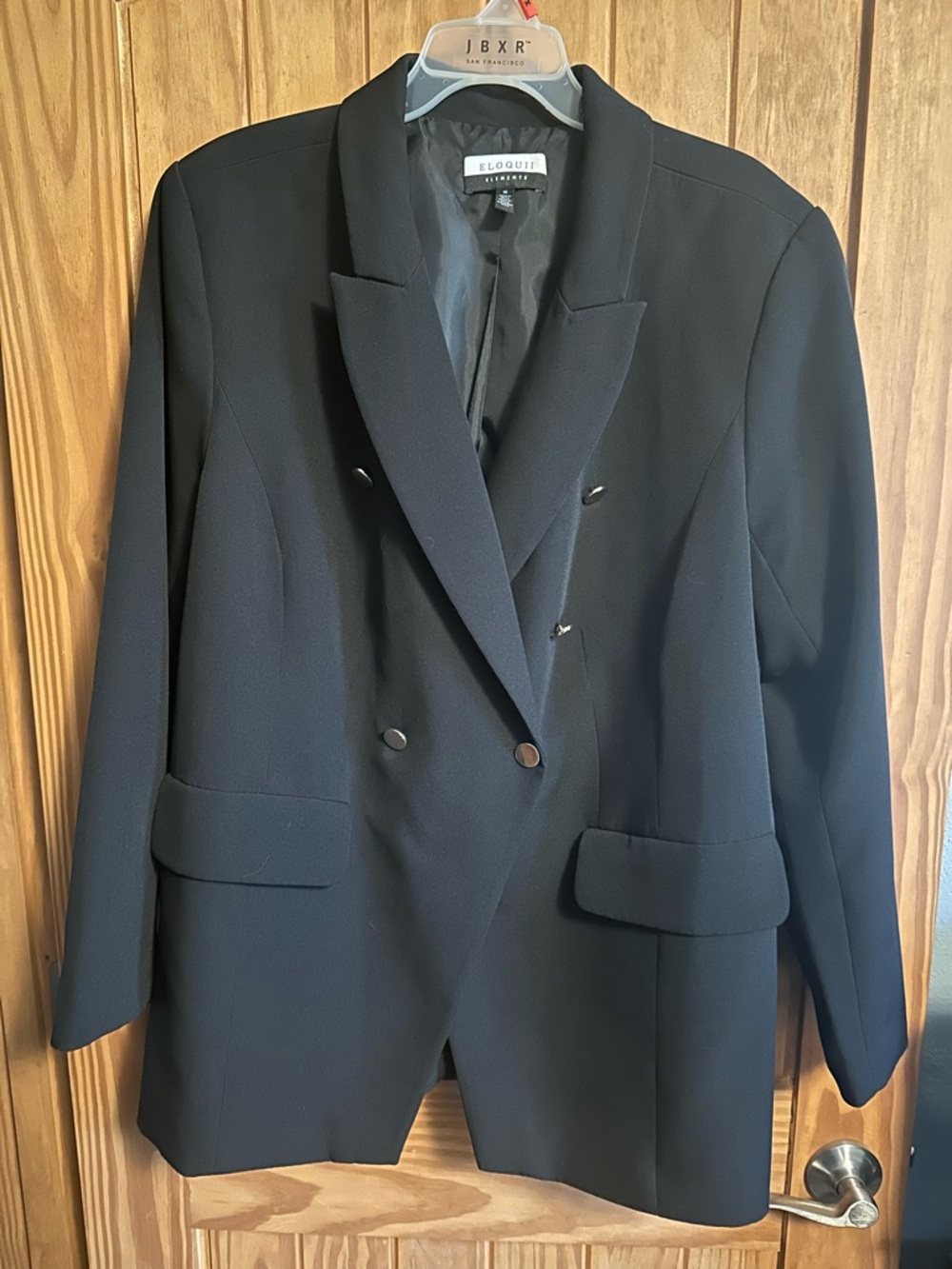 ELOQUII Elements Women's Plus Black Fitted Angular Blazer with Gold Buttons - Picture 3 of 8